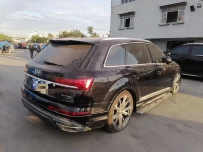 20年奥迪奥迪Q7小型车
