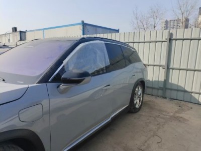 20年蔚来蔚来ES8小型车