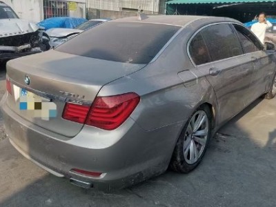 12年宝马宝马7系小型车