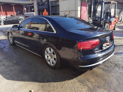 14年奥迪奥迪A8L小型车