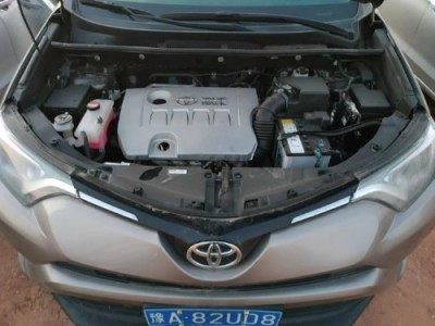 17年丰田RAV4荣放小型车