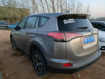 17年丰田RAV4荣放小型车