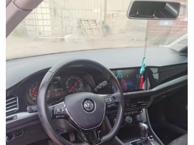 19年大众宝来中型车