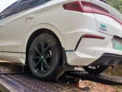 20年比亚迪比亚迪e2中型车