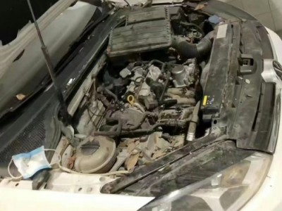 14年大众高尔夫中型车
