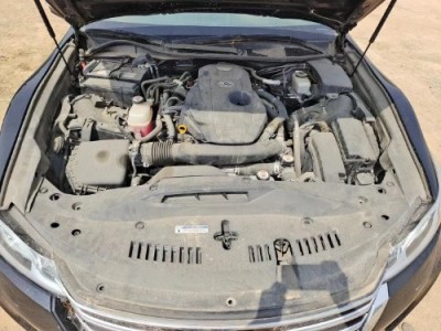 18年丰田皇冠中型车