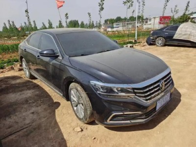 21年大众帕萨特小型车