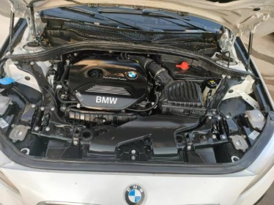 19年宝马宝马1系小型车