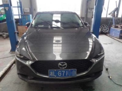 20年马自达马自达3 昂克赛拉小型车