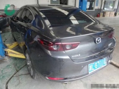 20年马自达马自达3 昂克赛拉小型车