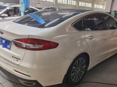 21年福特蒙迪欧小型车