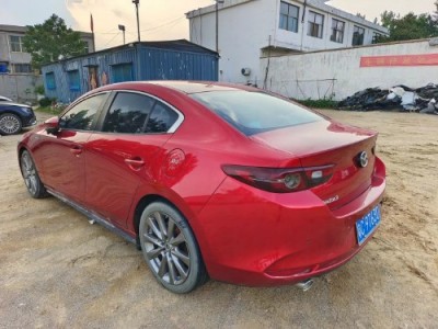 20年马自达马自达3 昂克赛拉小型车