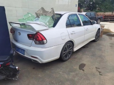 15年东南V3菱悦小型车