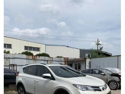 15年丰田RAV4荣放SUV