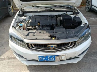 18年吉利帝豪小型车