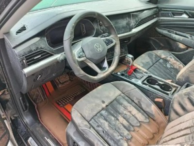 22年大众帕萨特小型车