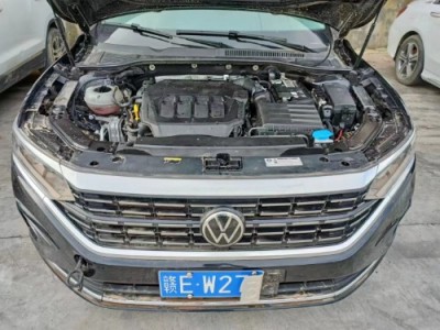22年大众帕萨特小型车
