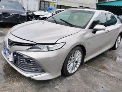 18年丰田凯美瑞中大型车