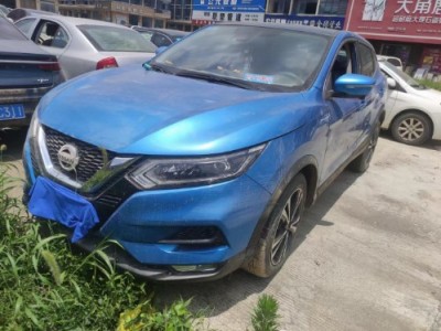 19年日产逍客小型车