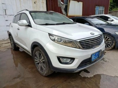 15年起亚智跑SUV