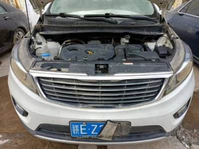 15年起亚智跑SUV