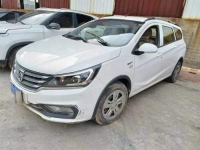 17年宝骏宝骏310SUV