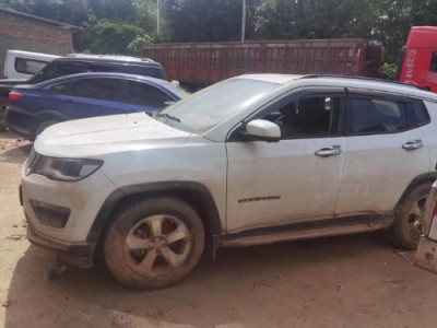 17年Jeep指南者SUV