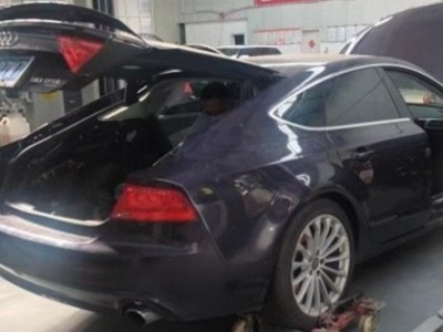 15年奥迪奥迪A7小型车
