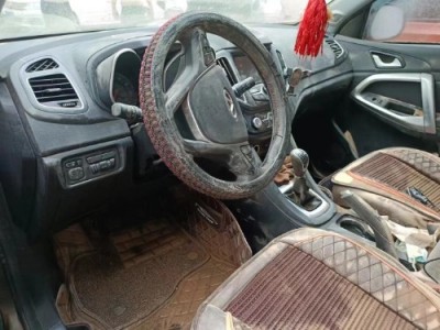 15年奇瑞瑞虎5SUV