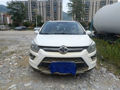 16年北汽绅宝绅宝X25SUV
