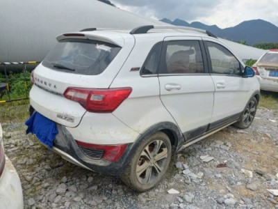 16年北汽绅宝绅宝X25SUV