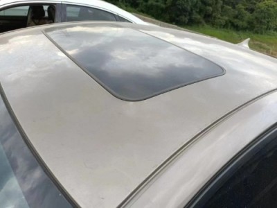 14年别克君威中型车