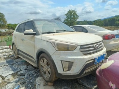 16年现代现代ix25SUV