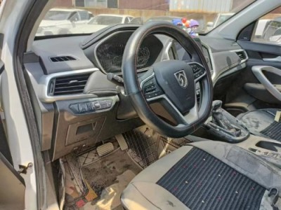 20年宝骏宝骏530SUV