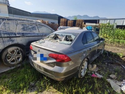 16年大众宝来中型车