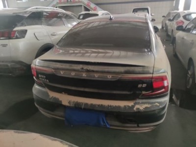 21年沃尔沃沃尔沃S90中型车