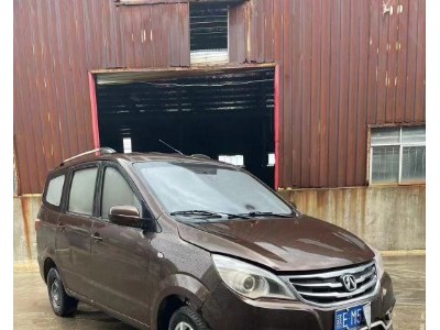 16年北汽威旺威旺M30SUV