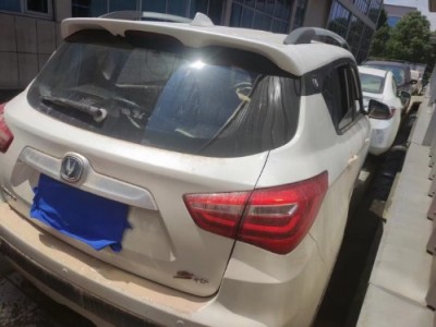 17年长安长安CS35中型车
