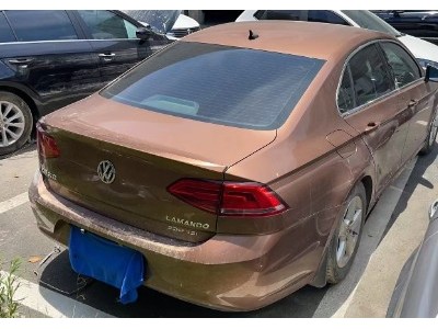 16年大众凌渡小型车