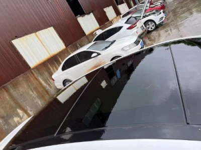 14年起亚起亚K3小型车