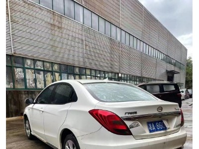 16年广汽传祺传祺GA3小型车