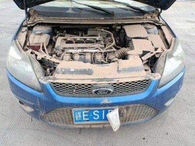 16年福特福克斯小型车