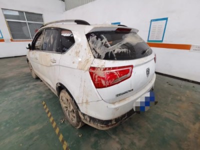 16年宝骏宝骏560SUV