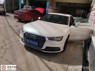 17年奥迪奥迪A7小型车