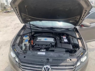 14年大众帕萨特中型车