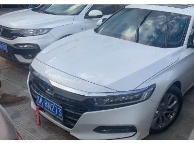 年本田雅阁中型车