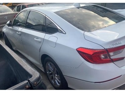 年本田雅阁中型车