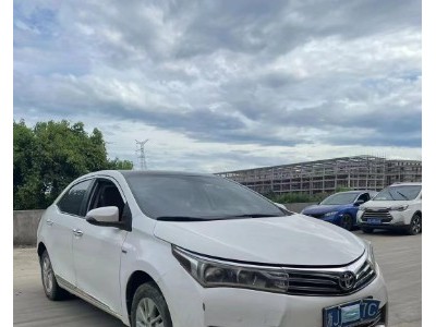 14年丰田卡罗拉小型车