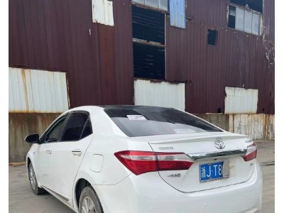 14年丰田卡罗拉小型车