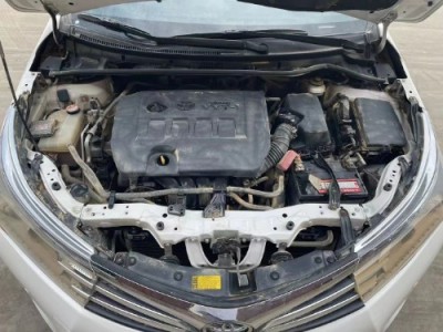 14年丰田卡罗拉小型车